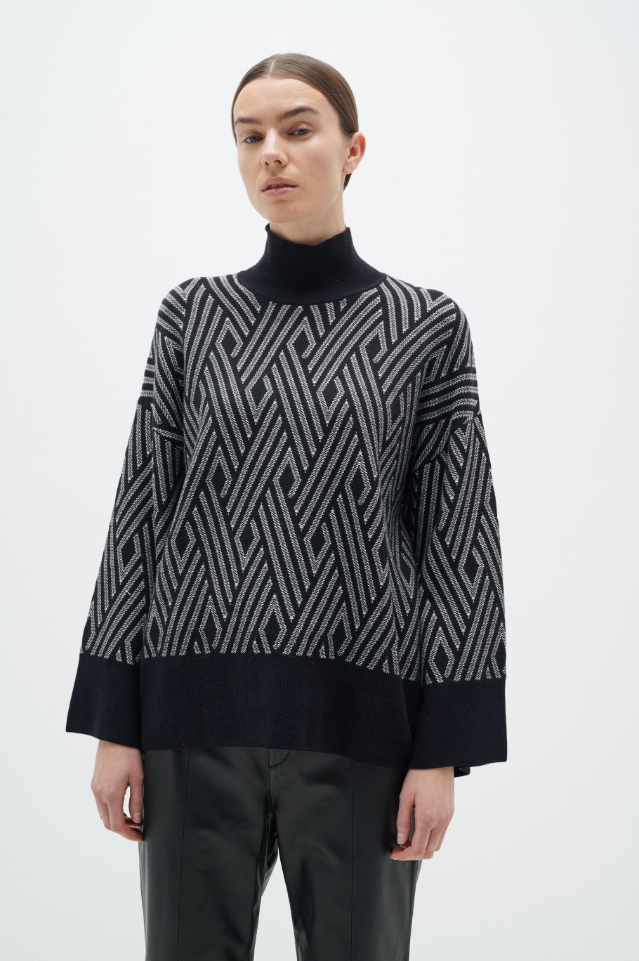 Inspiration InWear | Gittelirow Pullover Black / White